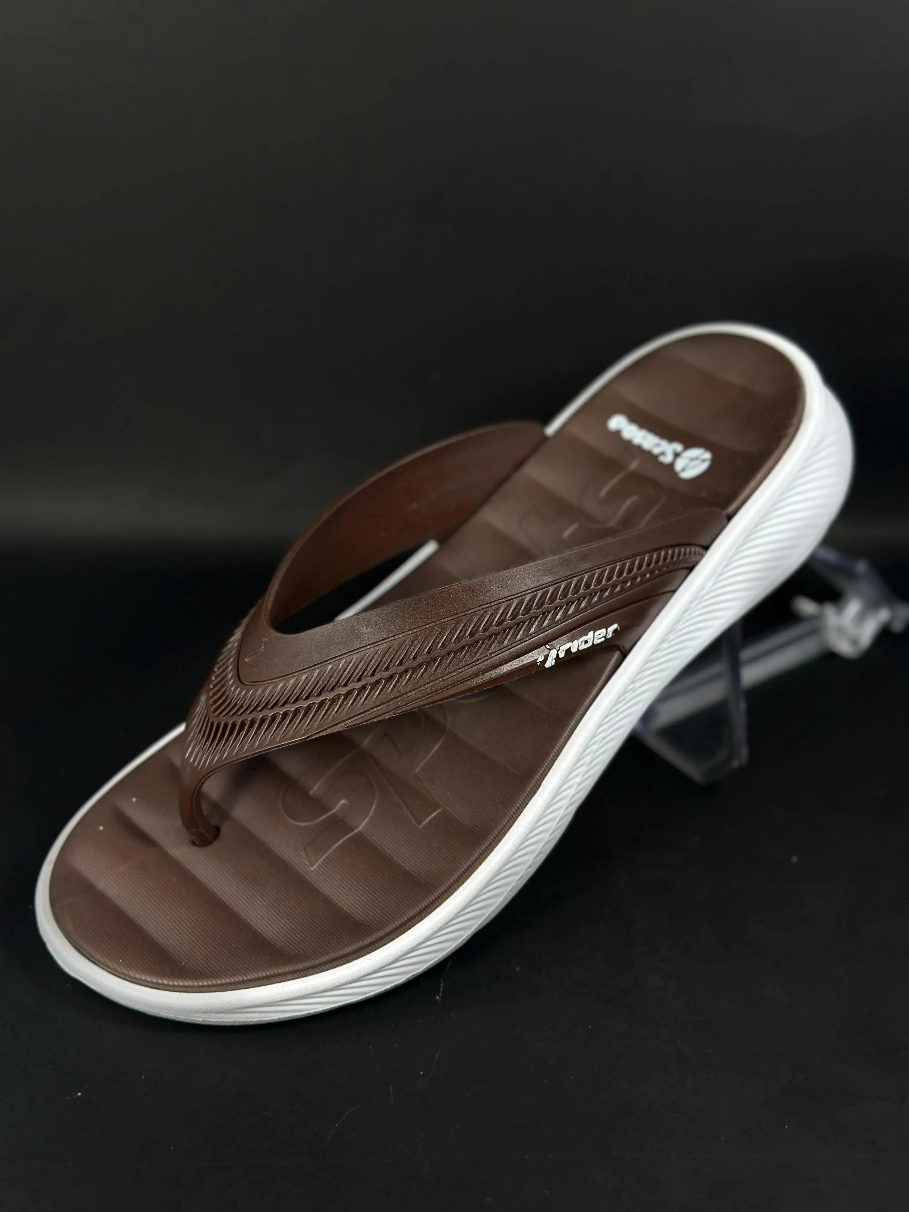 Brown Men’s Comfort Slippers – Casual Everyday Wear