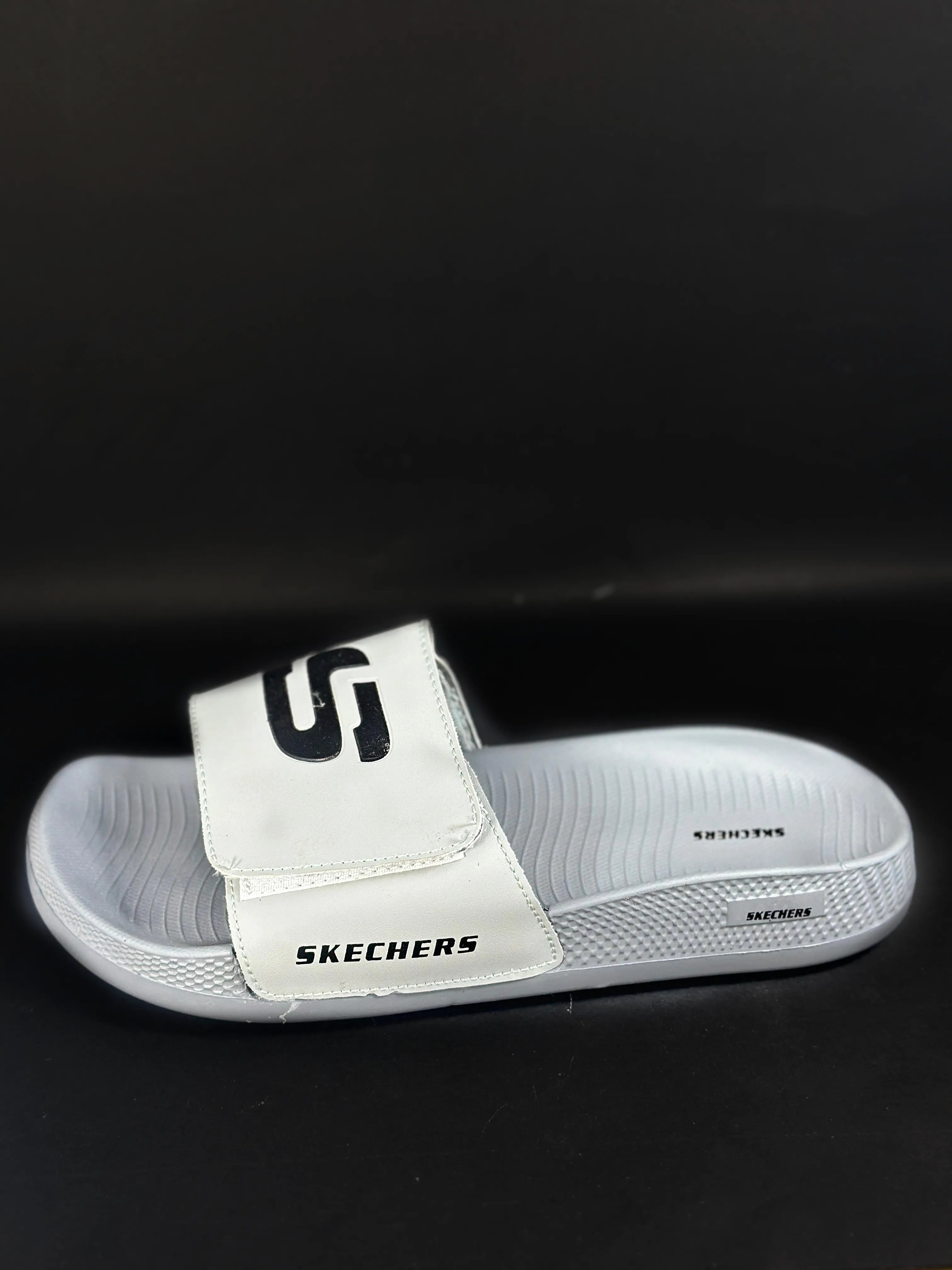 Skin Men’s Comfort Slippers – Casual Everyday Wear