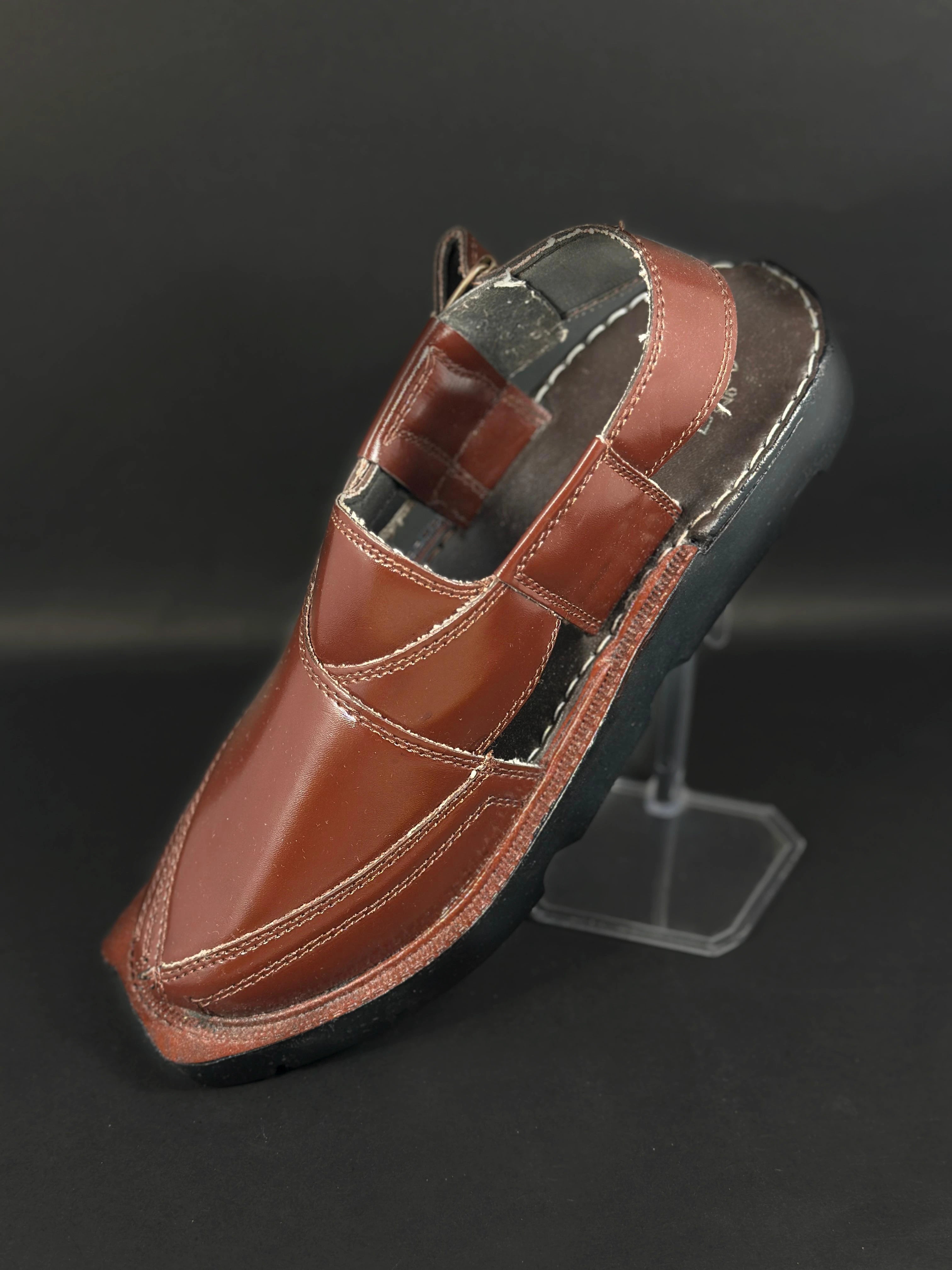 Brown Handmade Leather Peshawari Chappal – Classic Comfort & Durability